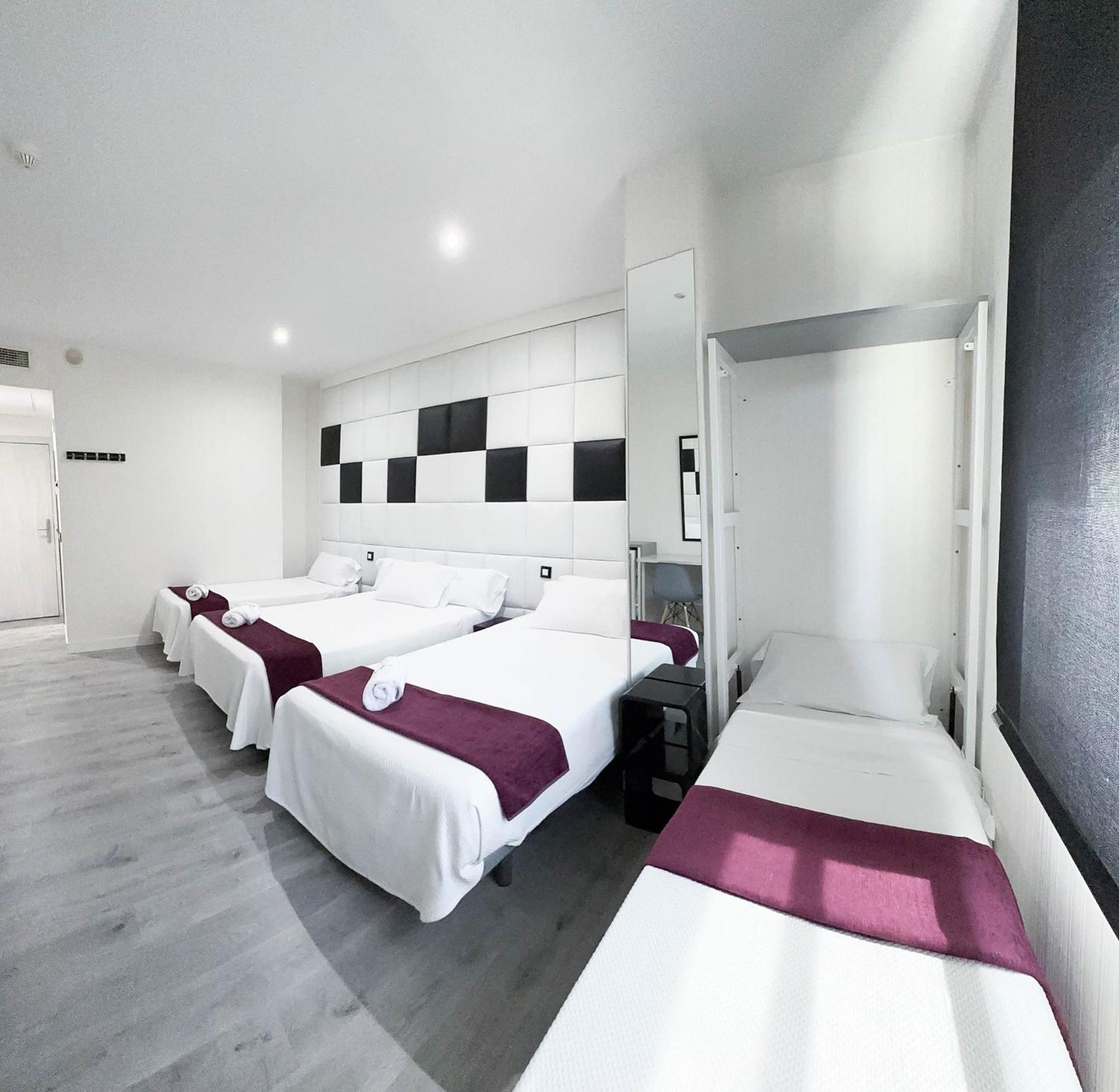 Hoteles Urbanos N Avenida De Espana Fuenlabrada Ngoại thất bức ảnh