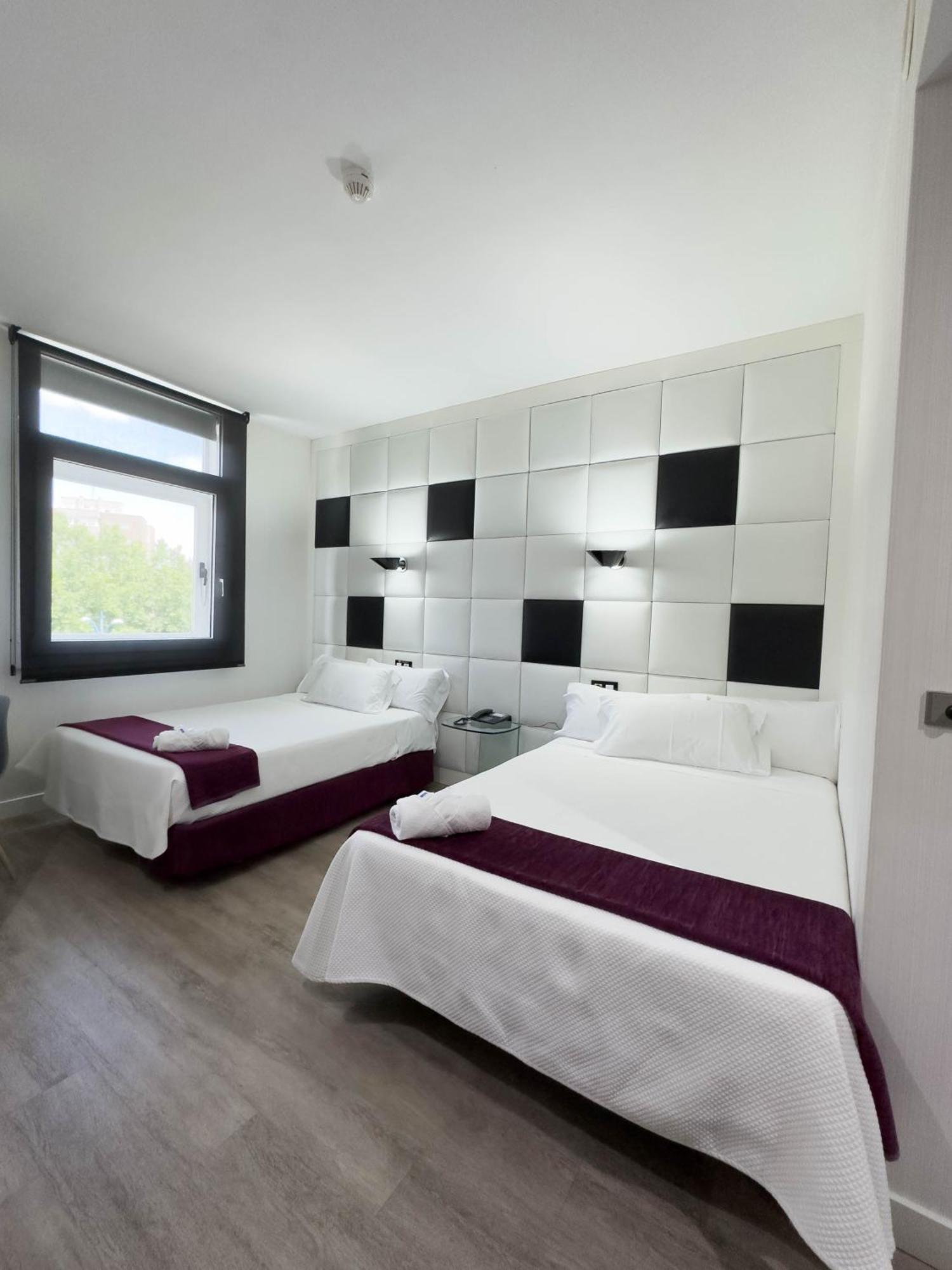 Hoteles Urbanos N Avenida De Espana Fuenlabrada Ngoại thất bức ảnh